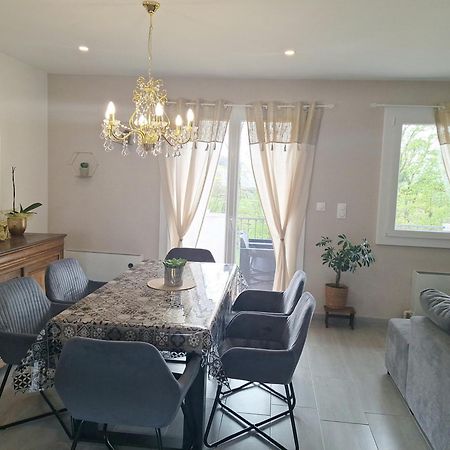 Agreable Maison Avec Jardin A جوينفيل المظهر الخارجي الصورة