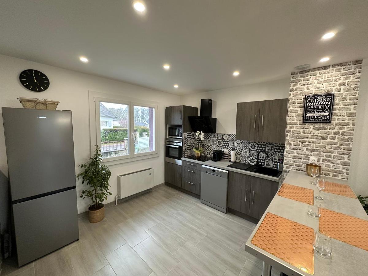 Agreable Maison Avec Jardin A جوينفيل المظهر الخارجي الصورة