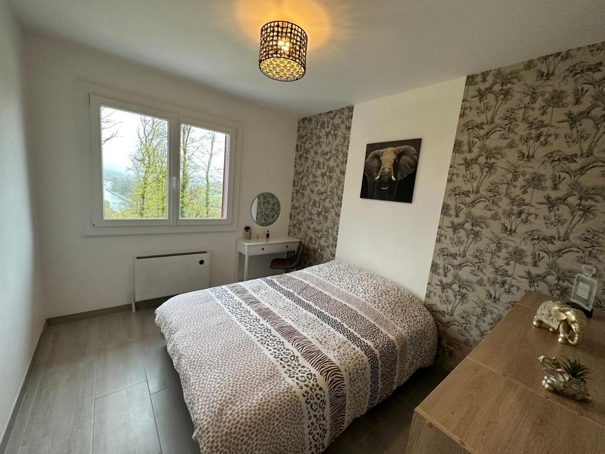 Agreable Maison Avec Jardin A جوينفيل المظهر الخارجي الصورة