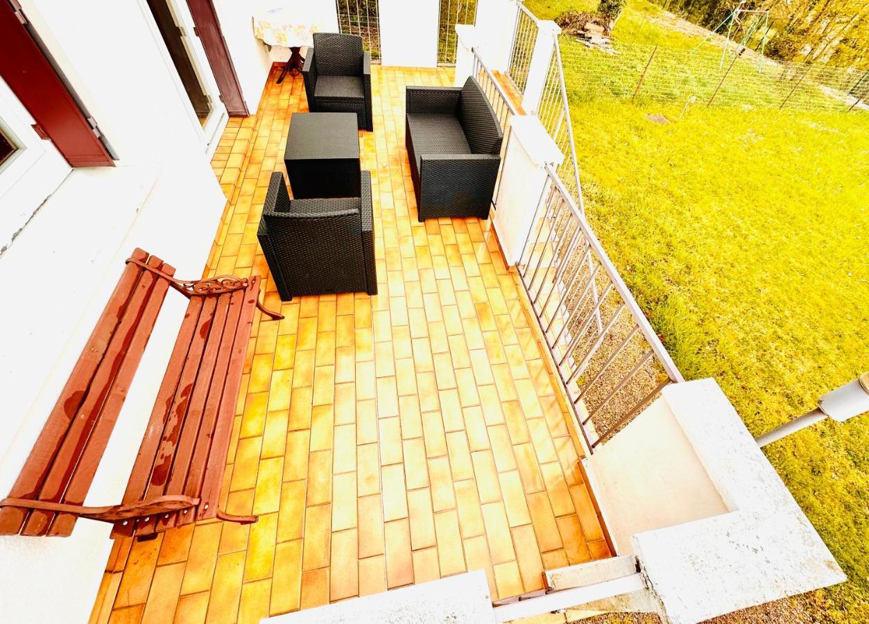 Agreable Maison Avec Jardin A جوينفيل المظهر الخارجي الصورة